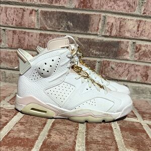 Womens Jordan 6 retro “gold hoops” Sneaker white/pink size 8.5